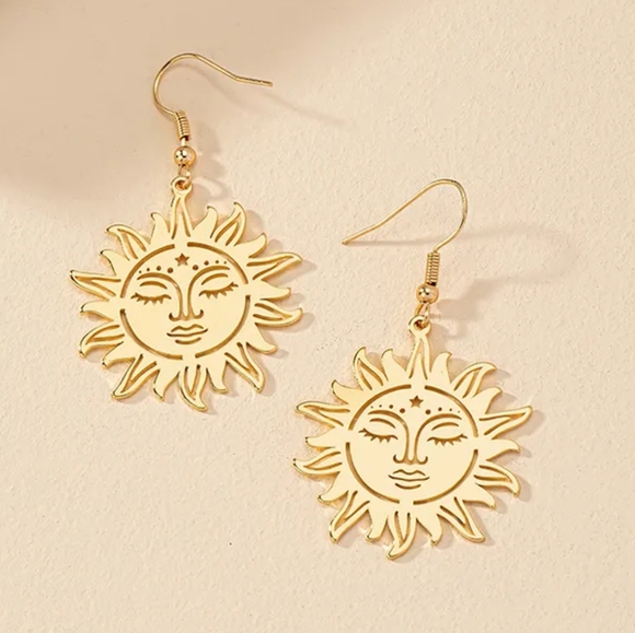 NWT Sunny Daze Boho Gold Dangle Earrings - Picture 1 of 5